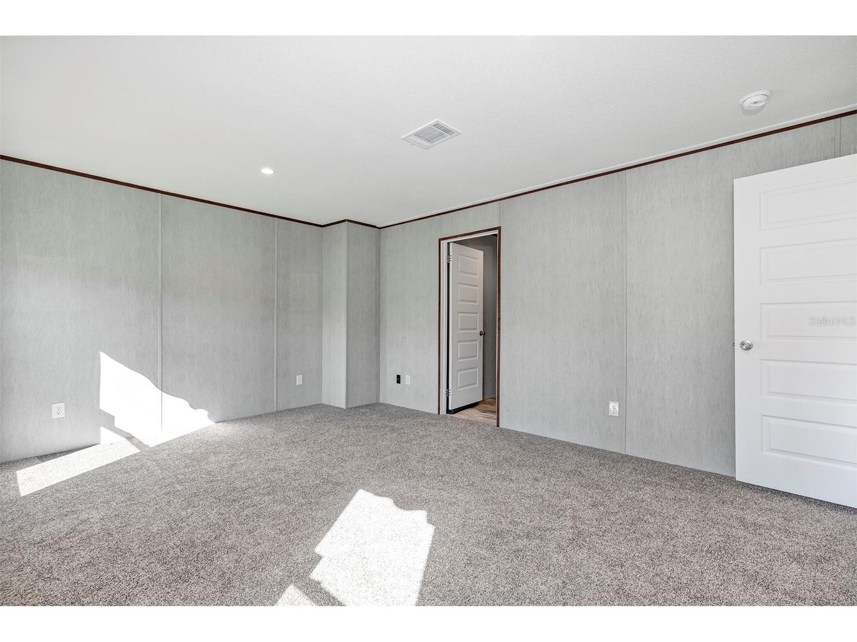 16879 SW 42nd Loop Ocala FL 34481 OM717847 image41