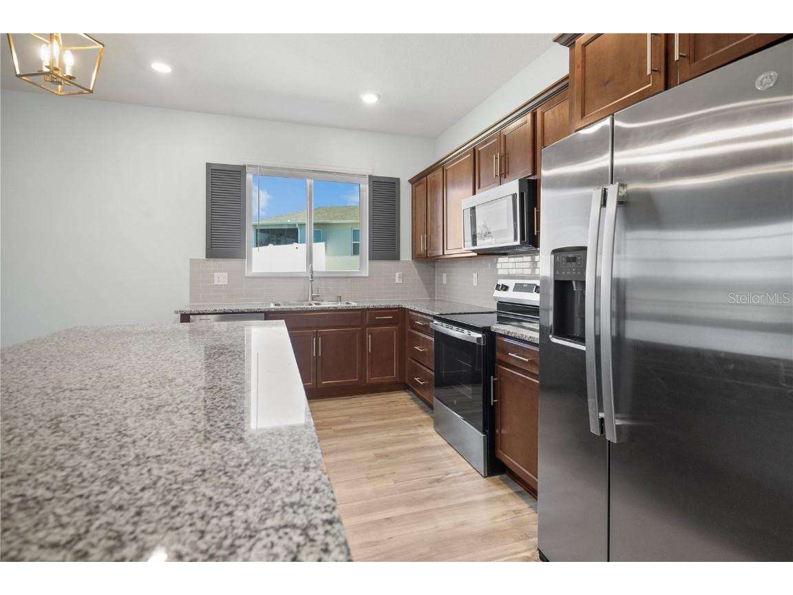 1688 Littleleaf Boxwood Loop Mascotte FL 34753 O6361856 image21