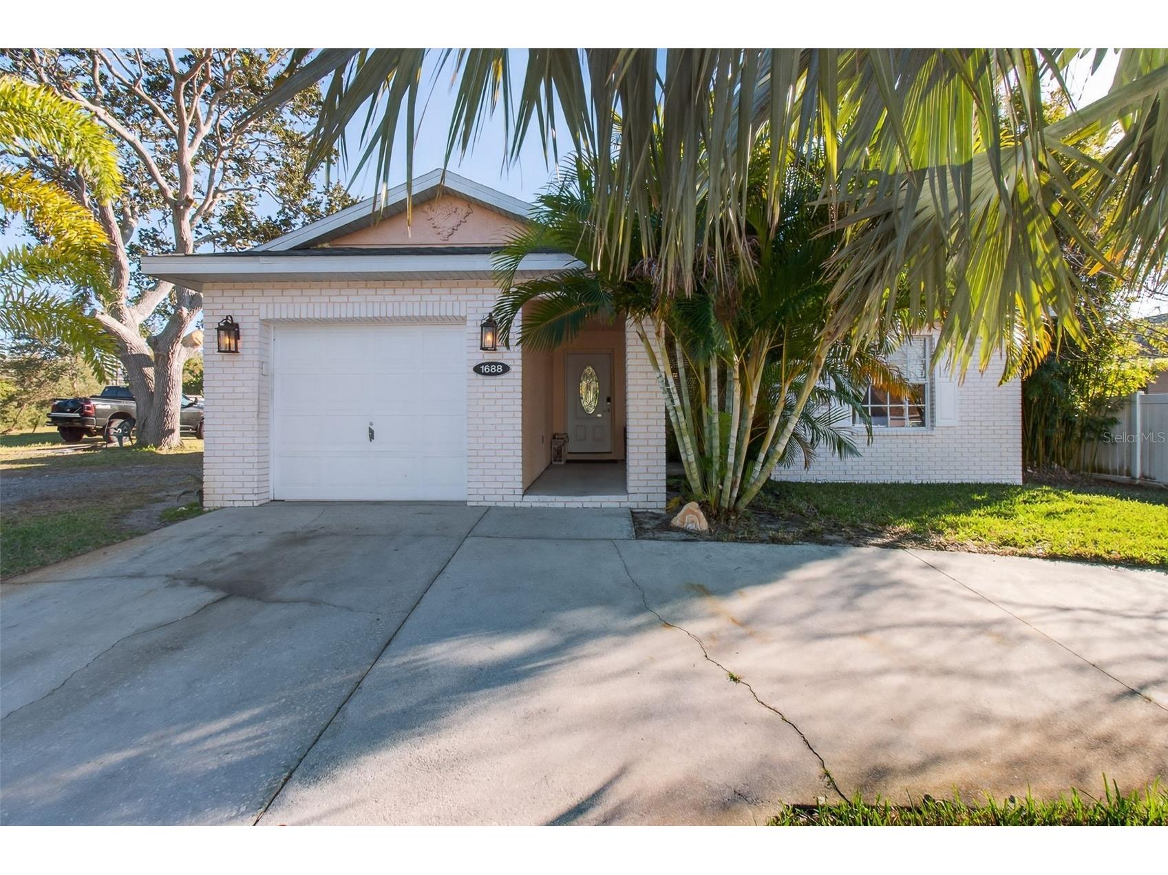 1688 Taylor Lake Circle Largo FL 33778 TB8471064 image1