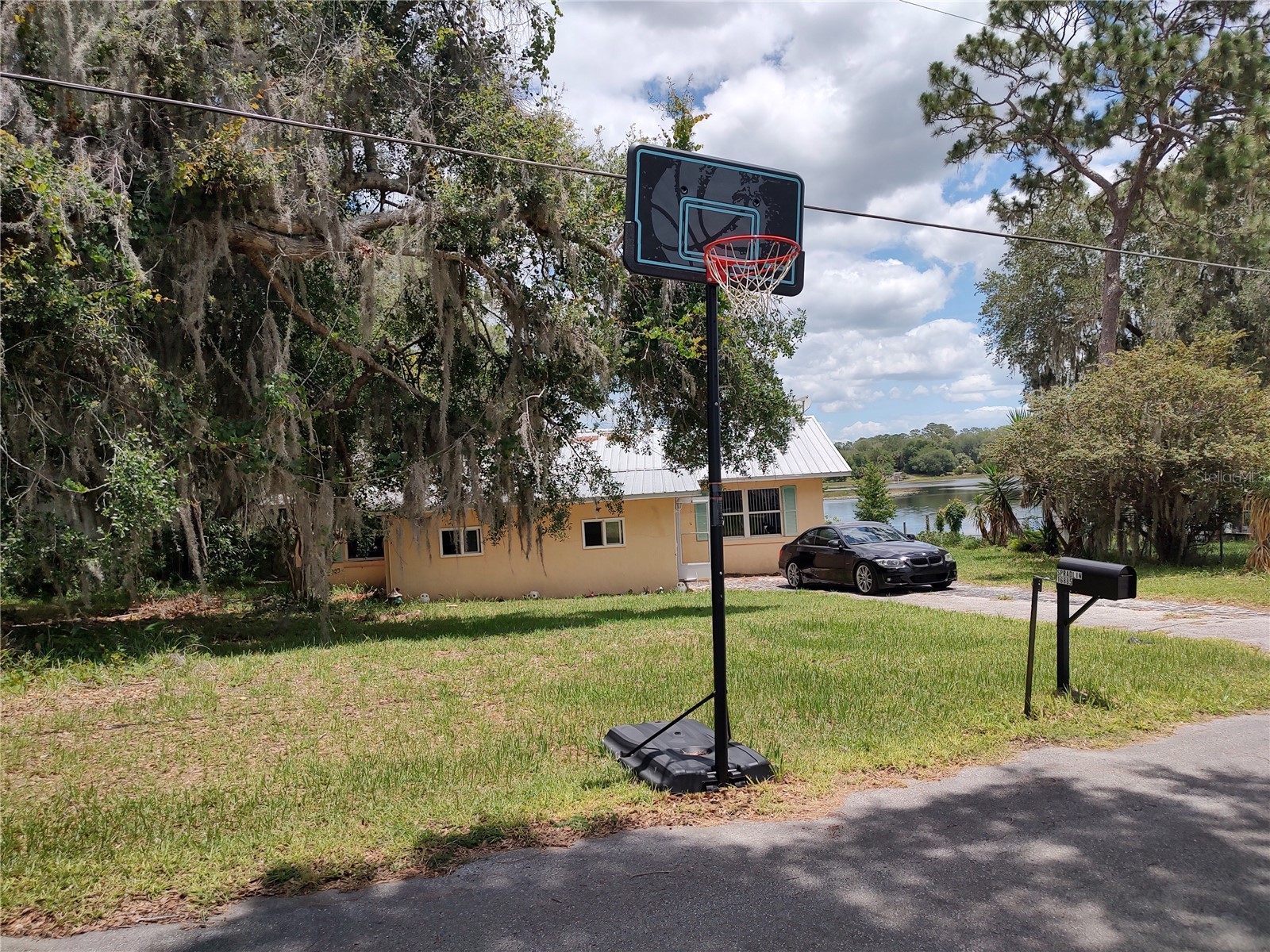 16885 SE 71st Street Ocklawaha FL 32179 - Lake Placid OM726205 image1