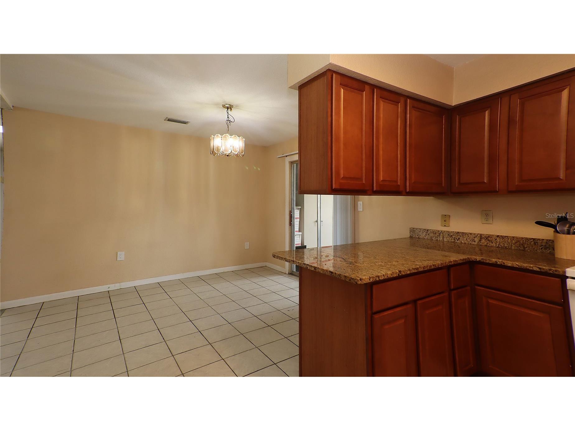 16885 SE 71st Street Ocklawaha FL 32179 - Lake Placid OM726205 image11