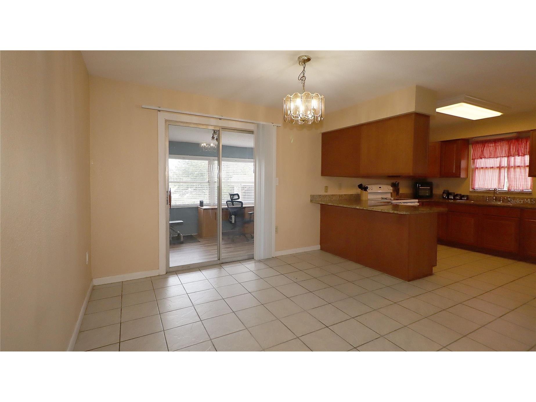 16885 SE 71st Street Ocklawaha FL 32179 - Lake Placid OM726205 image8