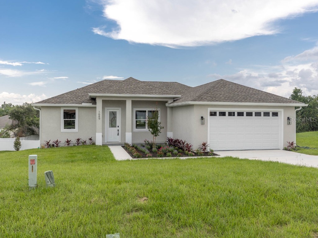 1689 Bismarck Drive Deltona FL 32725 V4930976 image1
