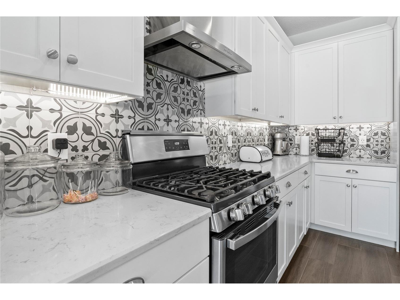 1689 Cranleigh Dr Winter Garden FL 34787 - LAKE AVALON O6387674 image16