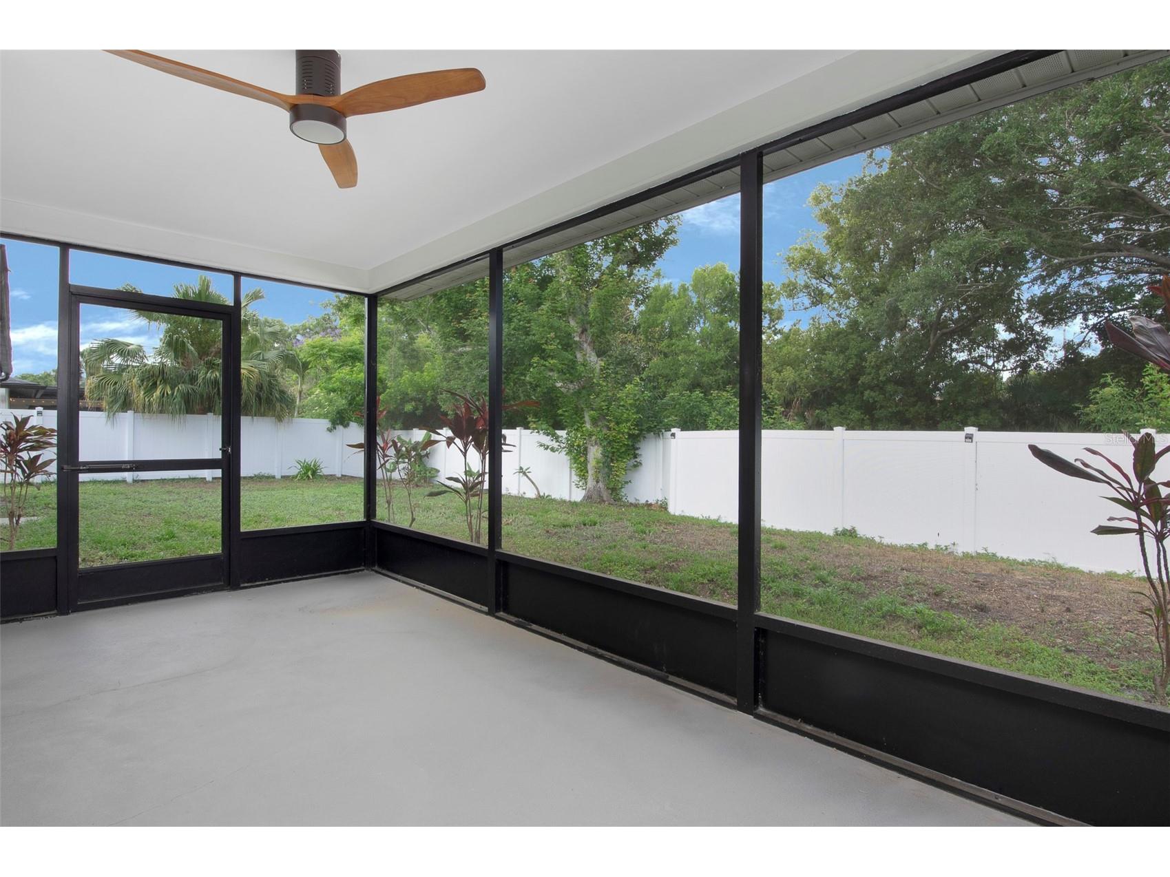 1689 Monterey Drive Clearwater FL 33756 TB8459081 image19