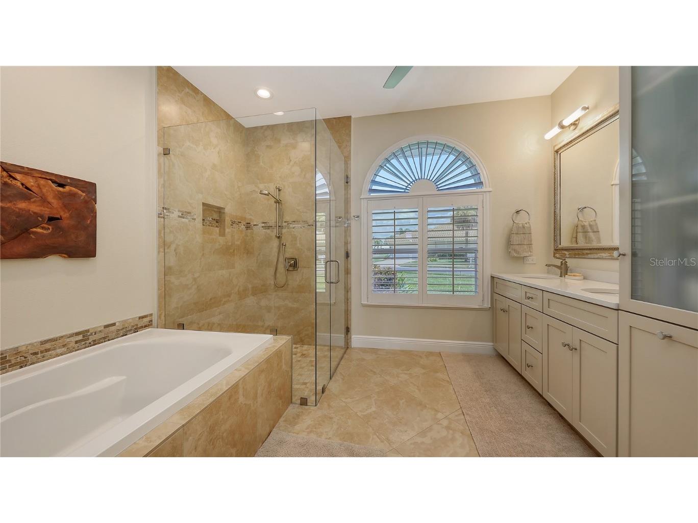 1689 Valley Drive Venice FL 34292 A4660040 image31