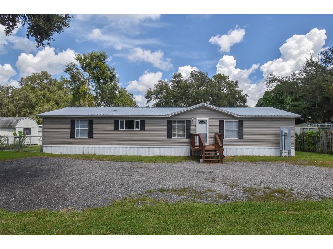 16895 SE 65th Street Ocklawaha FL 32179 OM664632 image1