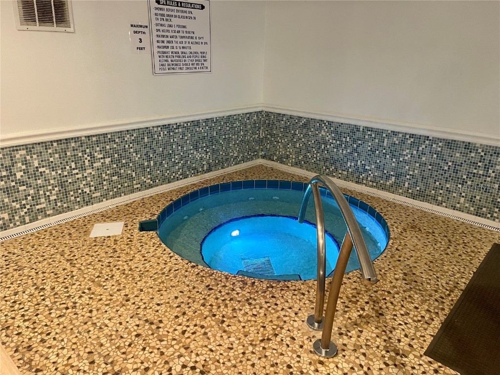 169 Medallion Boulevard #E Madeira Beach FL 33708 TB8336264 image45