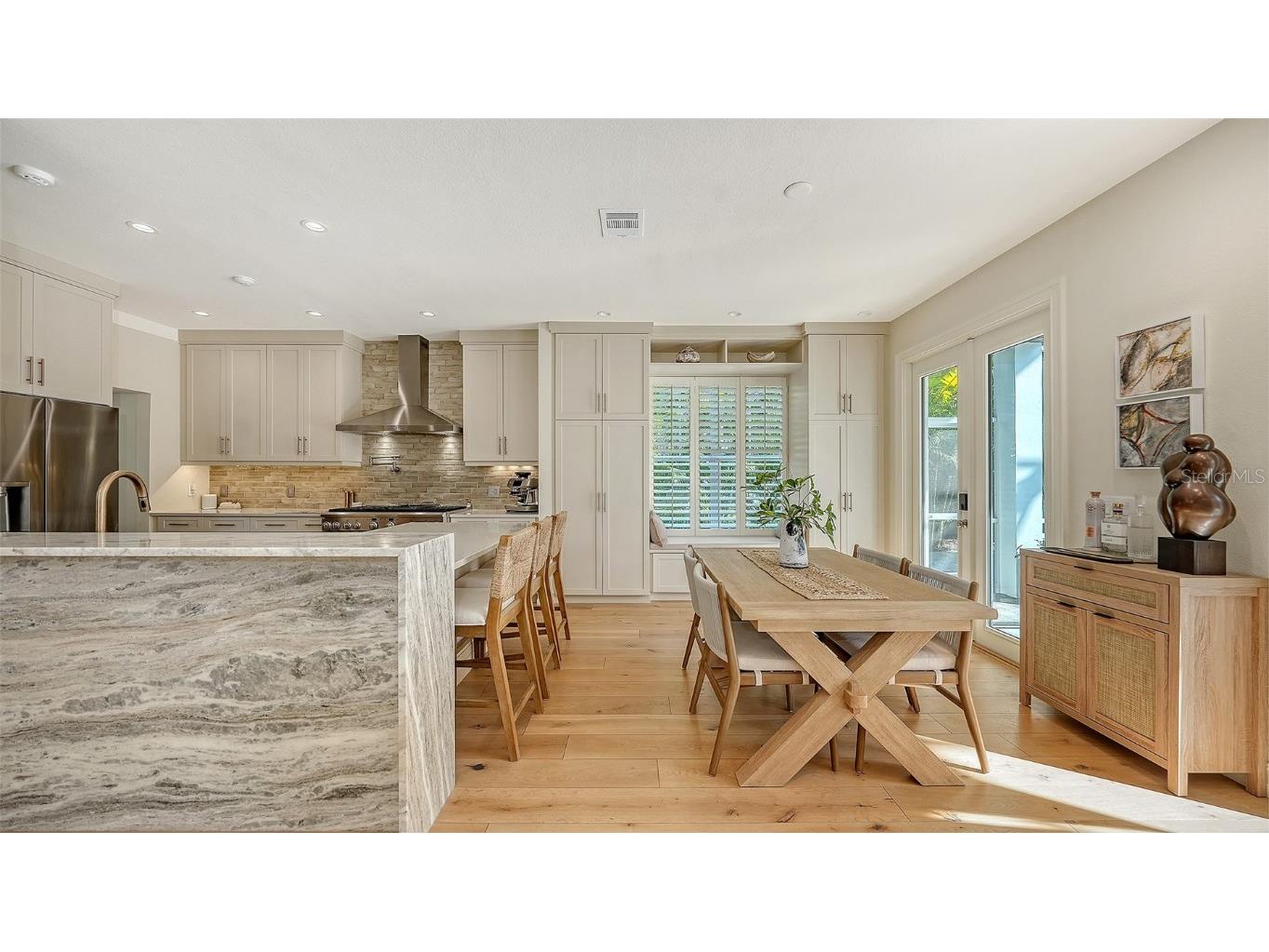 1690 Arlington Street Sarasota FL 34239 A4673742 image14