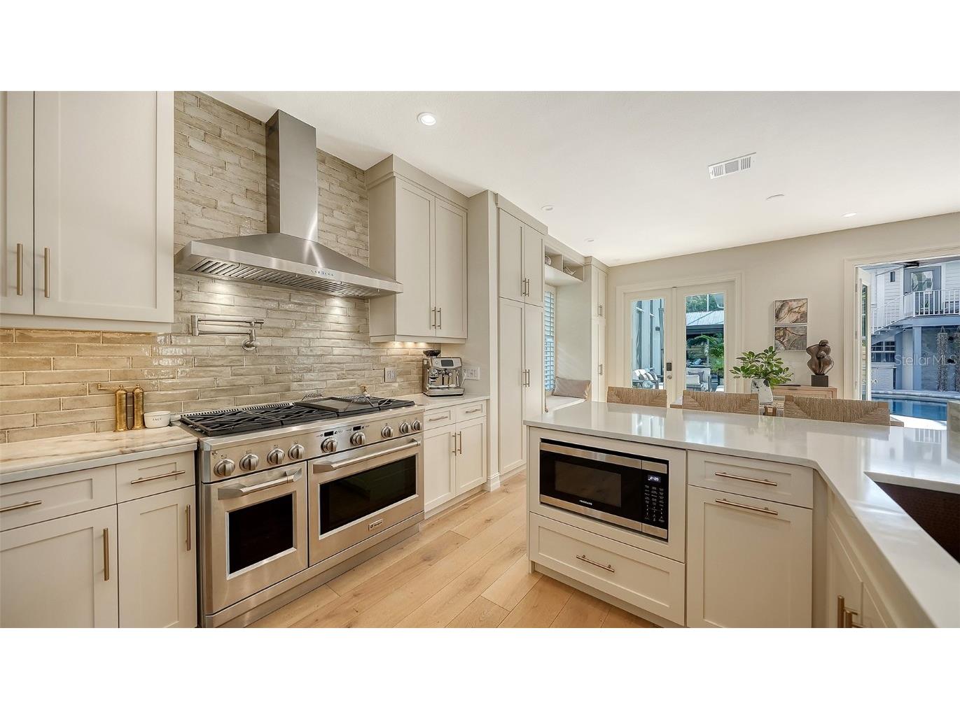 1690 Arlington Street Sarasota FL 34239 A4673742 image15