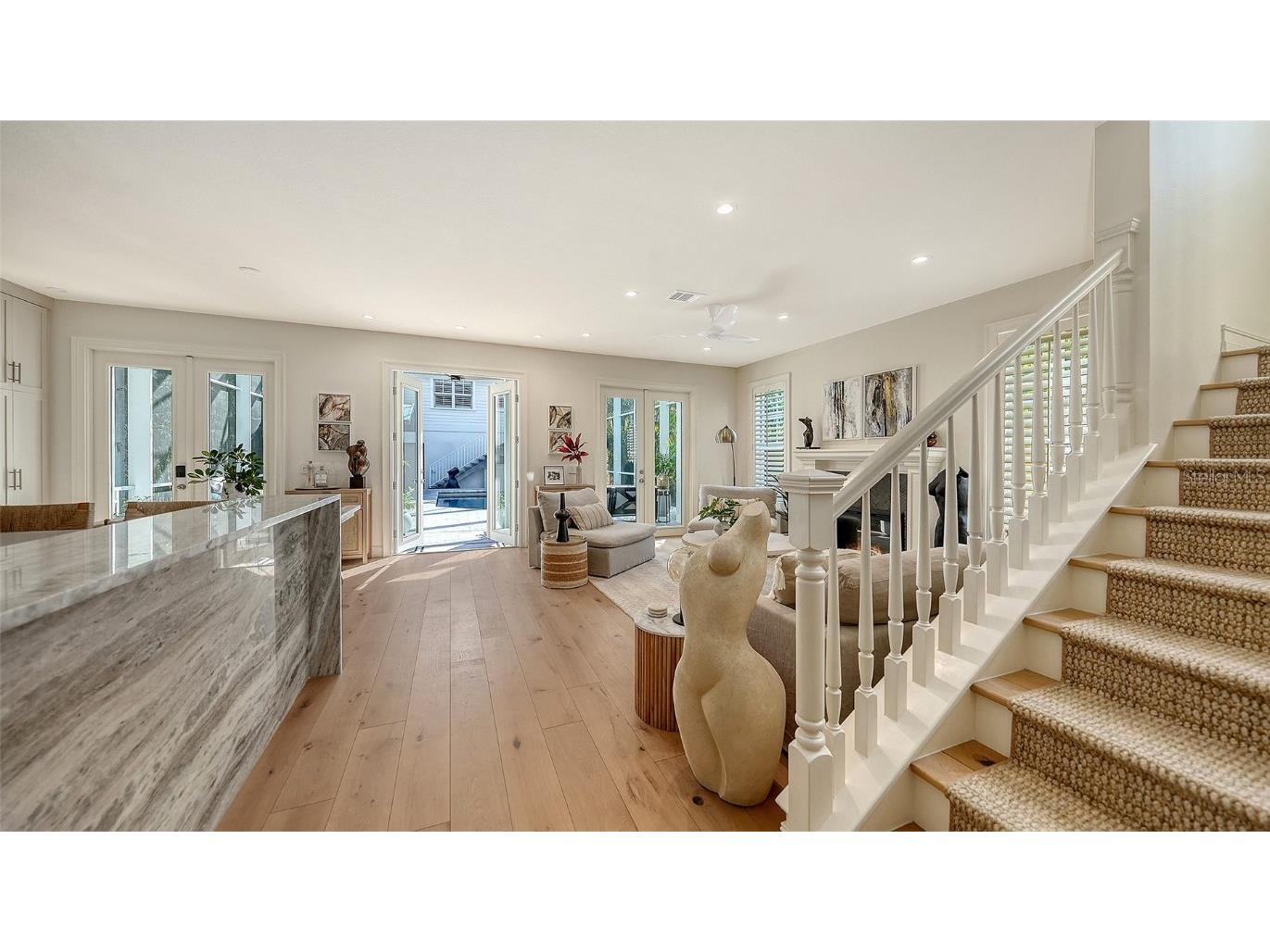 1690 Arlington Street Sarasota FL 34239 A4673742 image19