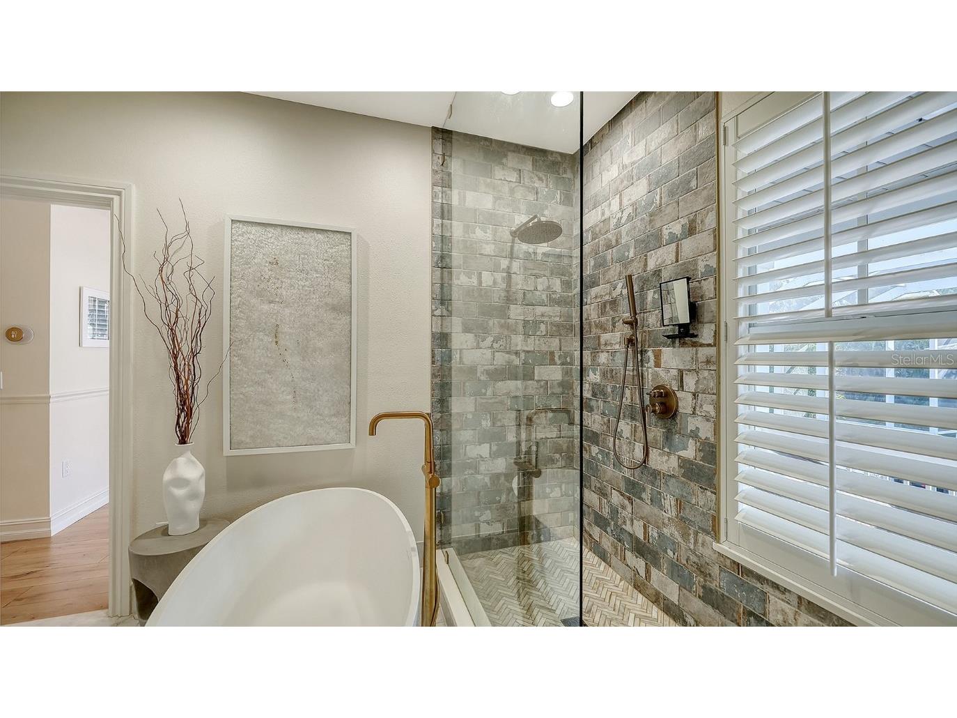 1690 Arlington Street Sarasota FL 34239 A4673742 image30