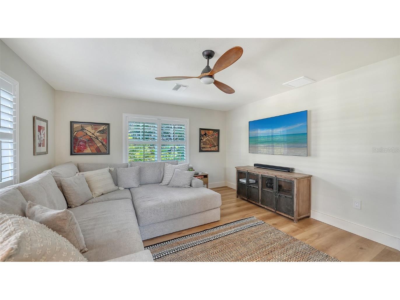 1690 Arlington Street Sarasota FL 34239 A4673742 image38