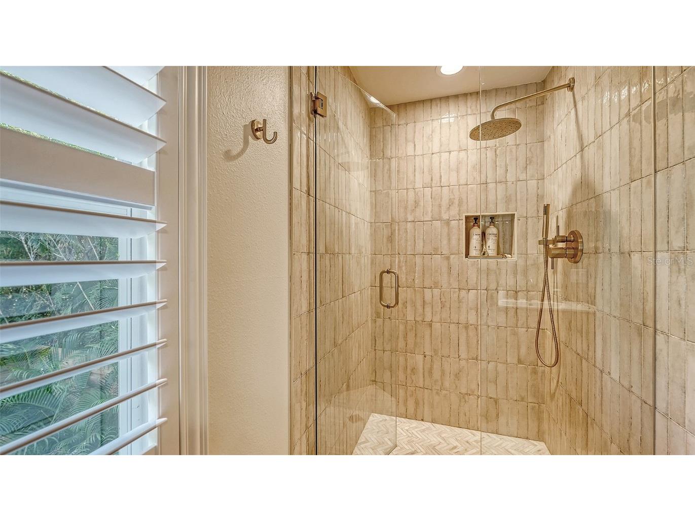 1690 Arlington Street Sarasota FL 34239 A4673742 image47