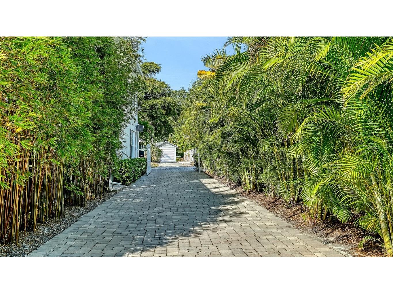 1690 Arlington Street Sarasota FL 34239 A4673742 image63