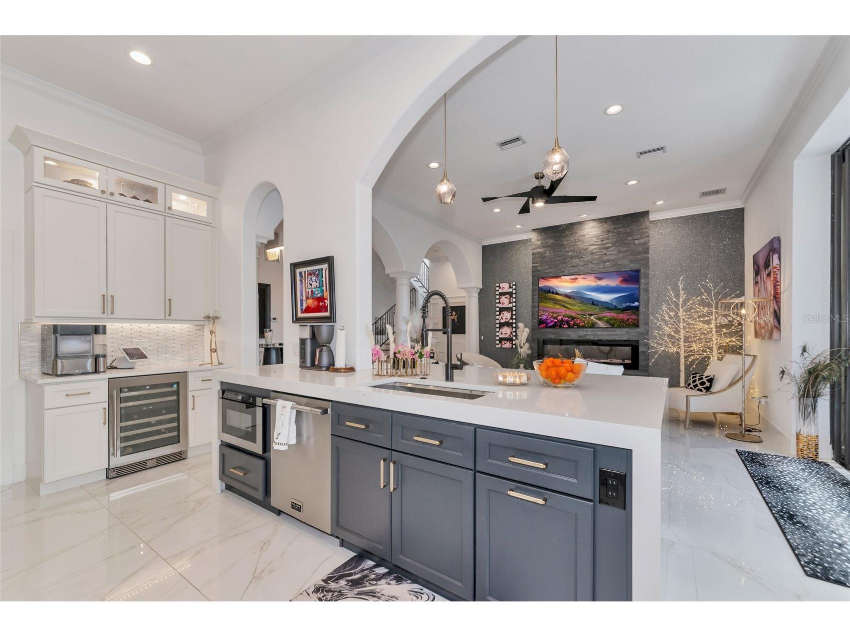 1690 Assisi Drive #12 Sarasota FL 34231 A4690125 image12