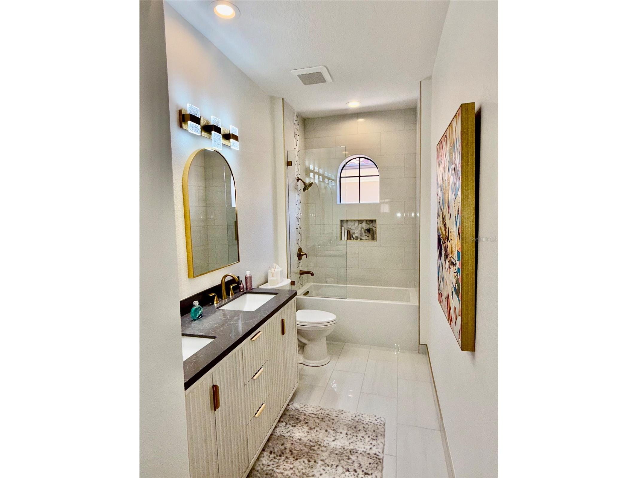 1690 Assisi Drive #12 Sarasota FL 34231 A4690125 image45