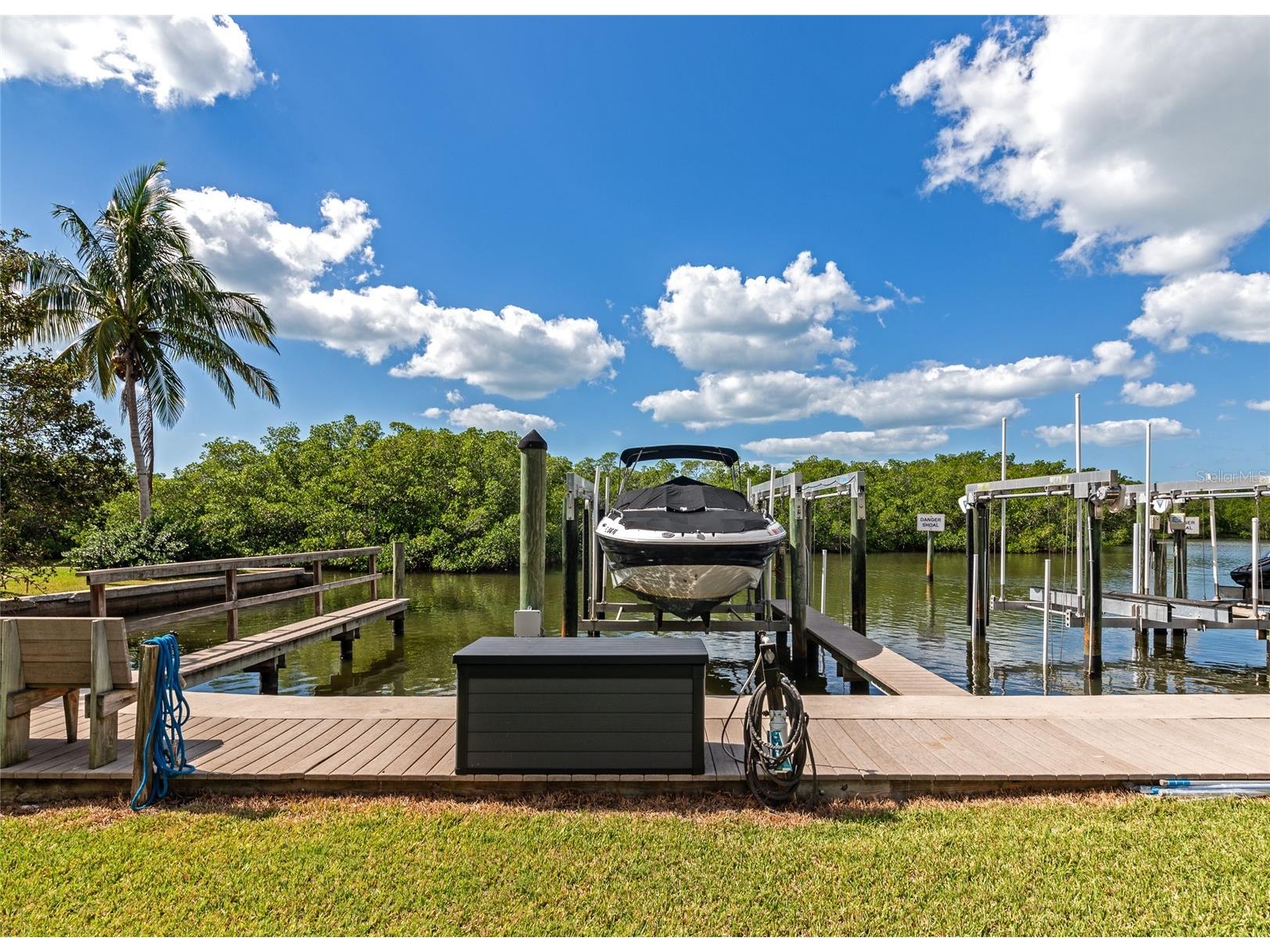1690 Assisi Drive #12 Sarasota FL 34231 A4690125 image65