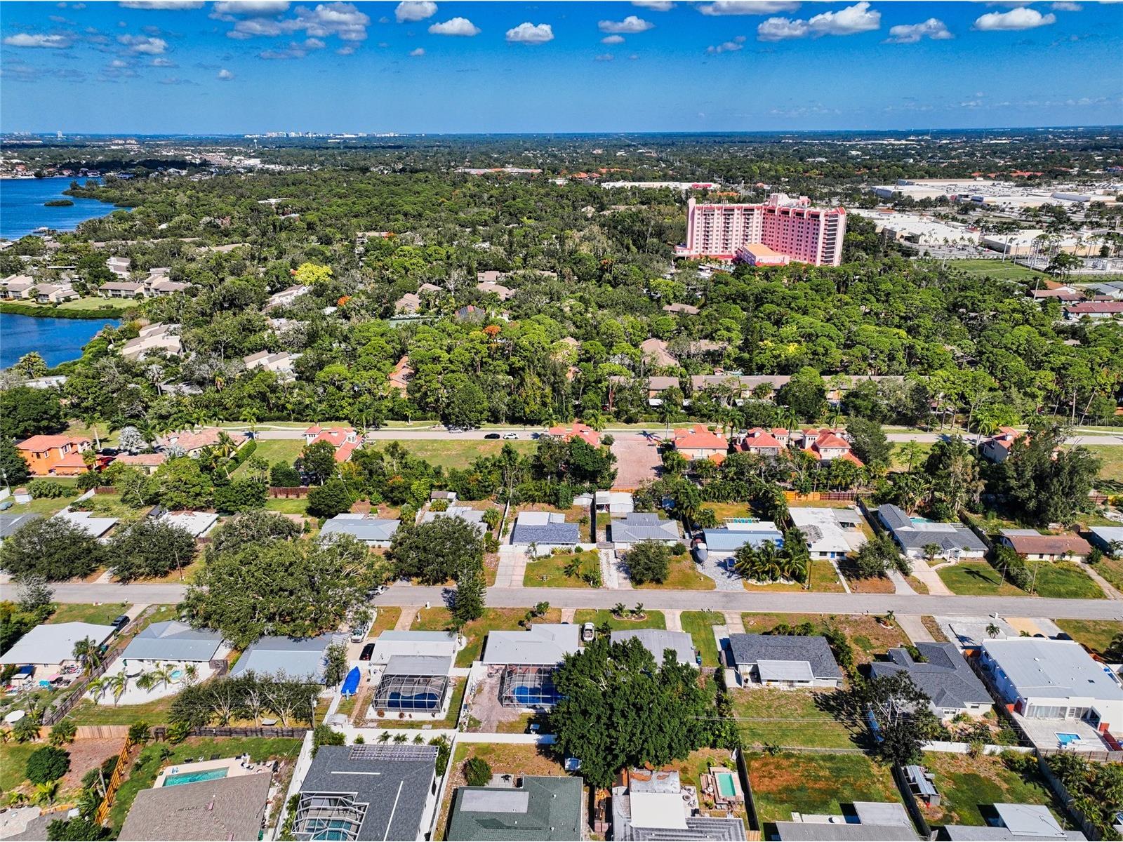 1690 Assisi Drive #12 Sarasota FL 34231 A4690125 image79