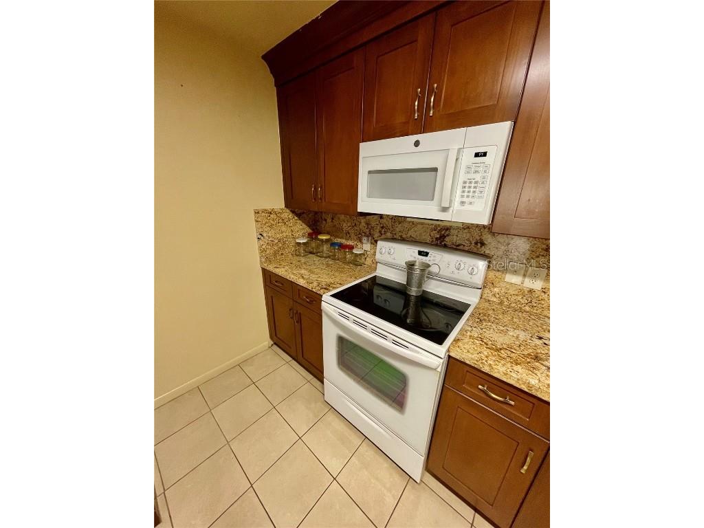 1690 Colonnades Circle N Lakeland FL 33811 A4669314 image14