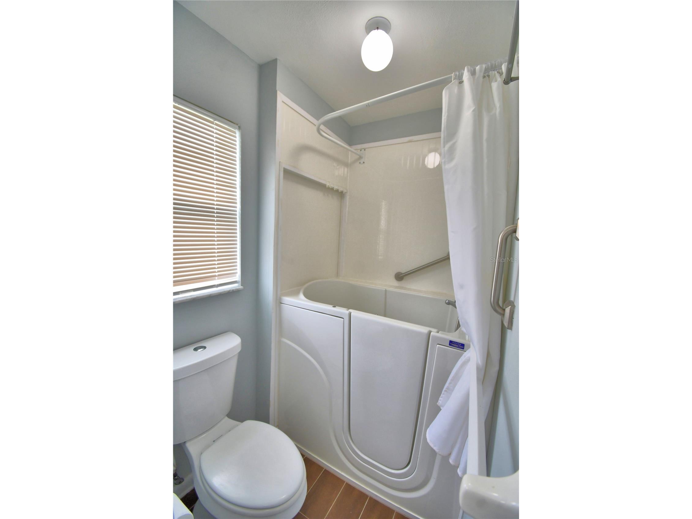 1690 Colonnades Circle N Lakeland FL 33811 L4960471 image32