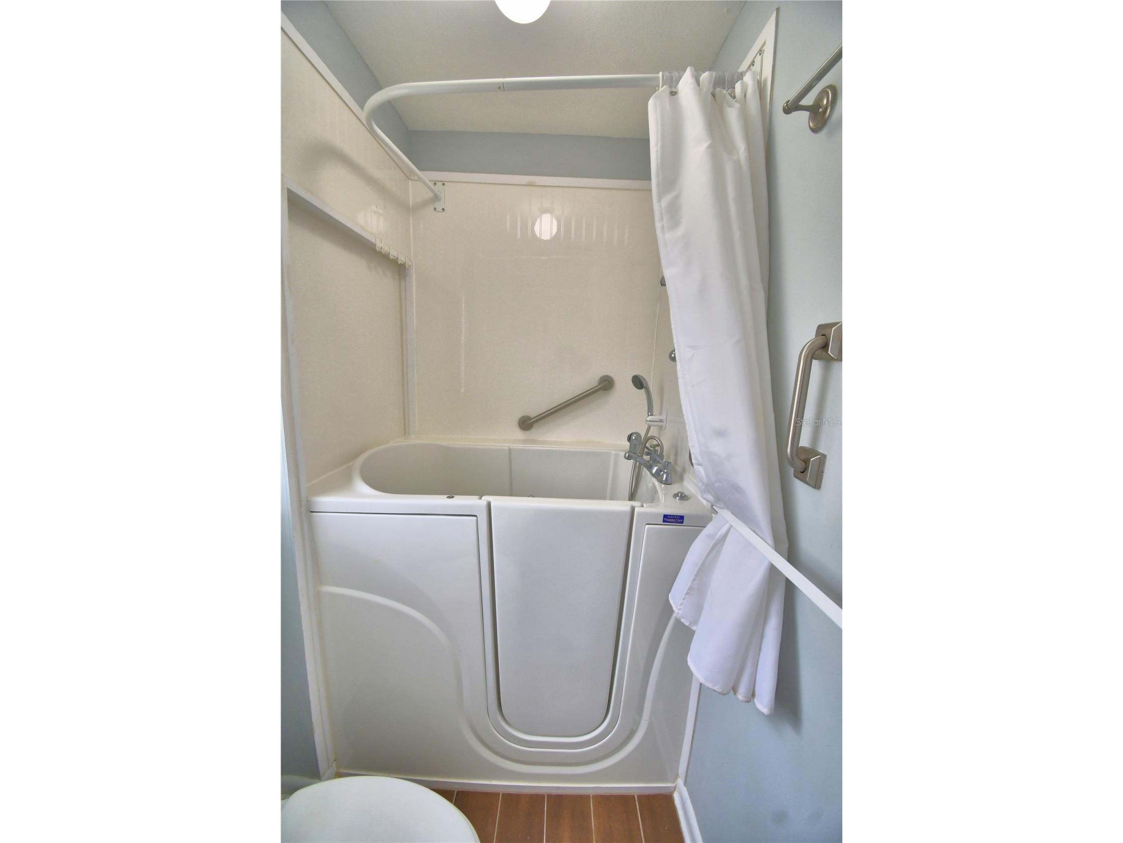 1690 Colonnades Circle N Lakeland FL 33811 L4960471 image33