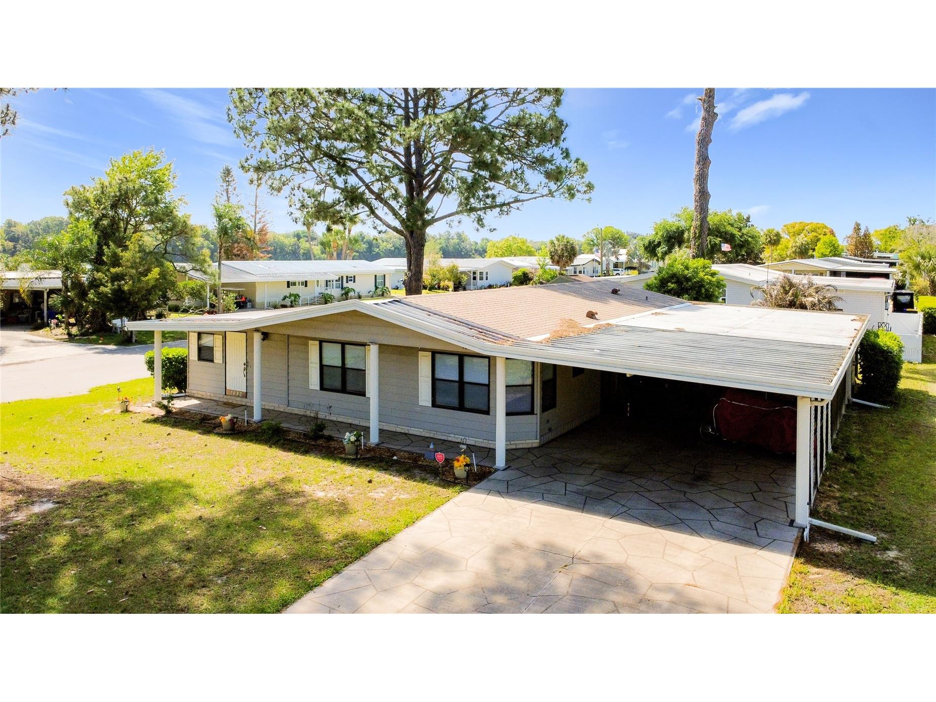 1690 Elkhart Circle Tavares FL 32778 - Lake Frances G5110924 image1