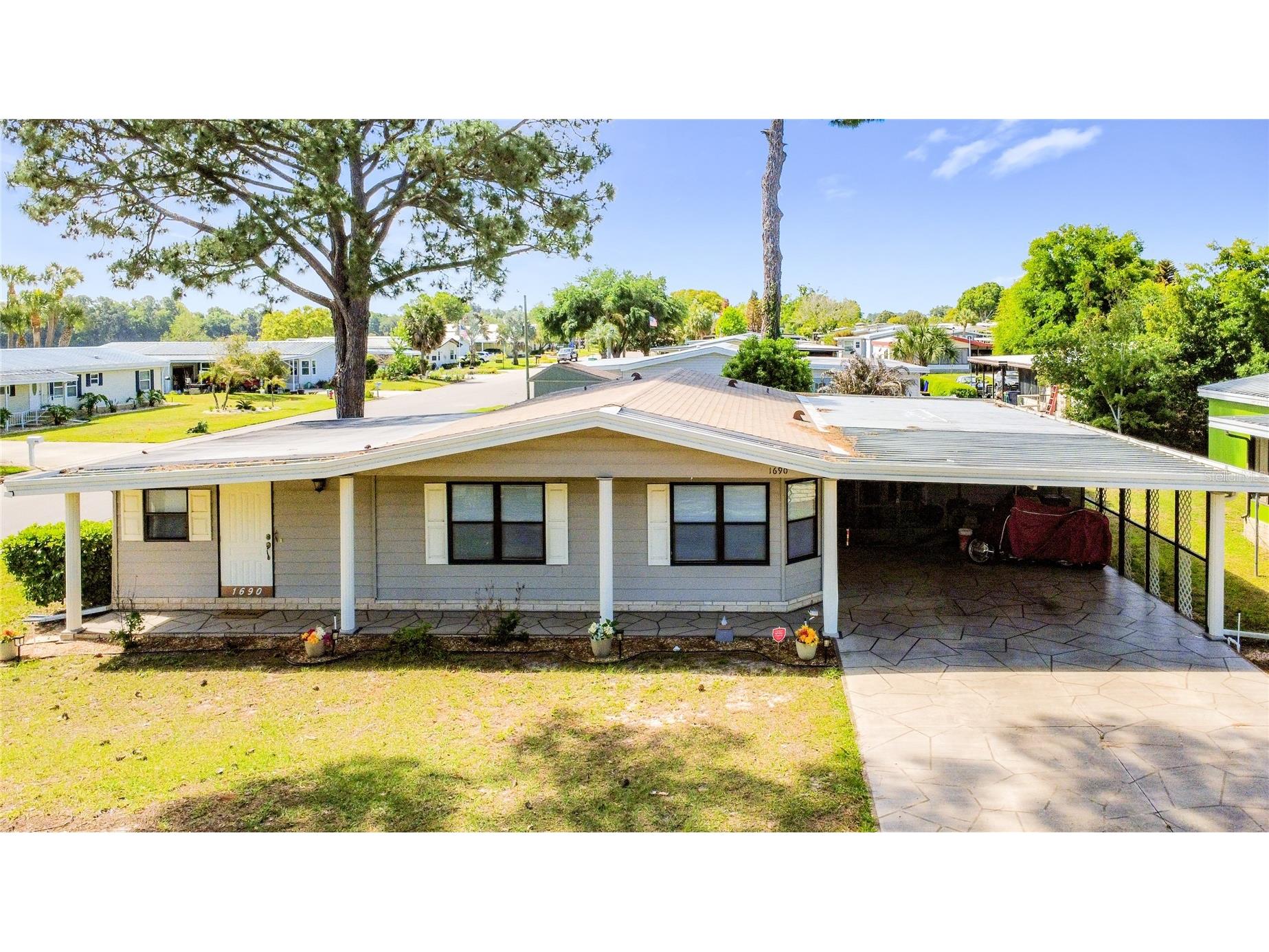 1690 Elkhart Circle Tavares FL 32778 - Lake Frances G5110924 image2