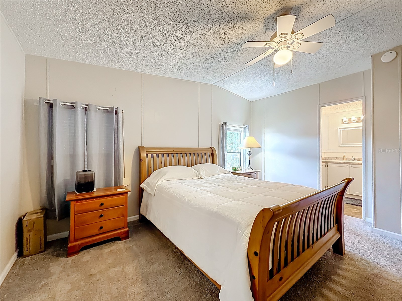 1690 Elkhart Circle Tavares FL 32778 - Lake Frances G5110924 image37