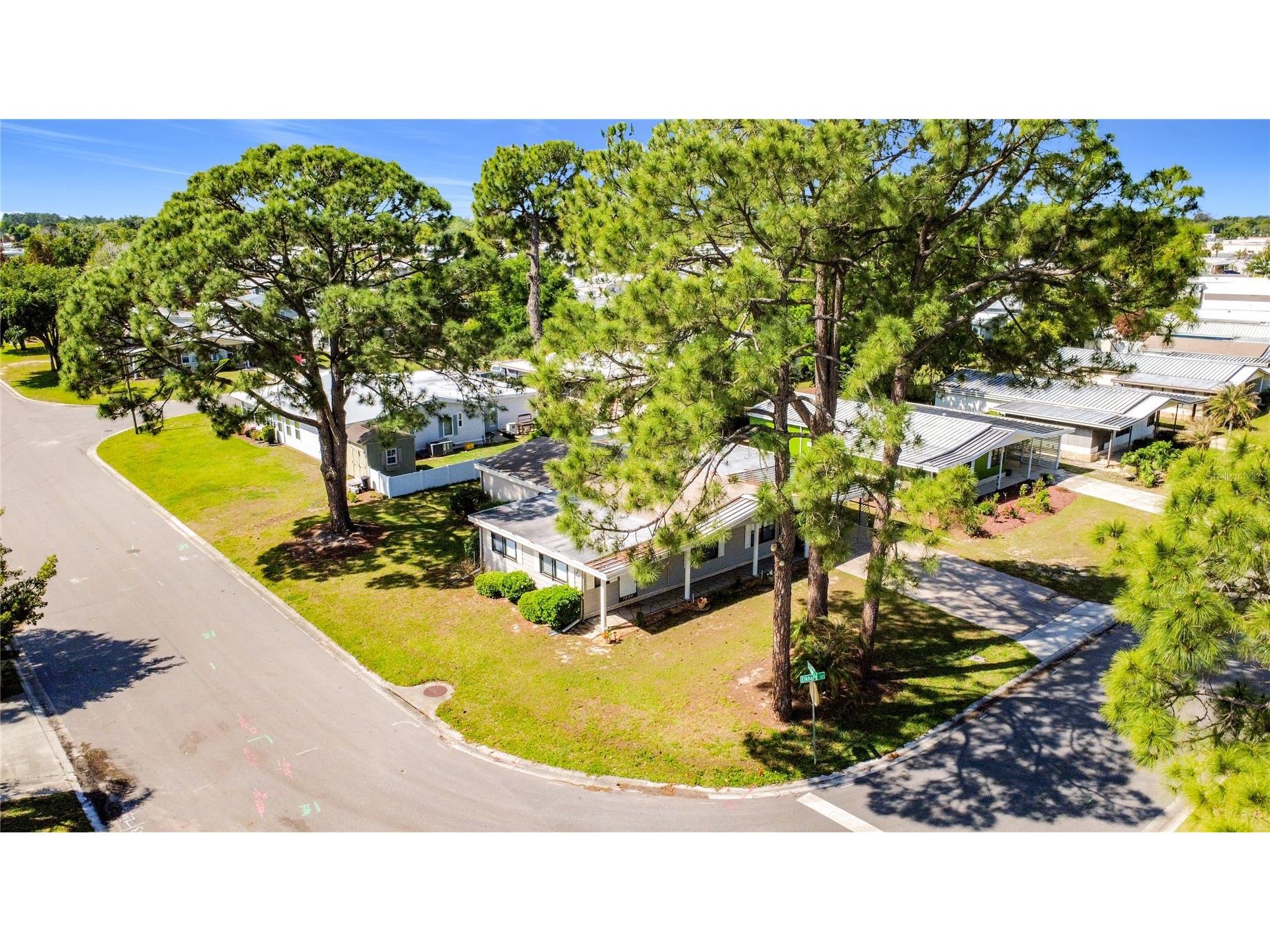 1690 Elkhart Circle Tavares FL 32778 - Lake Frances G5110924 image60
