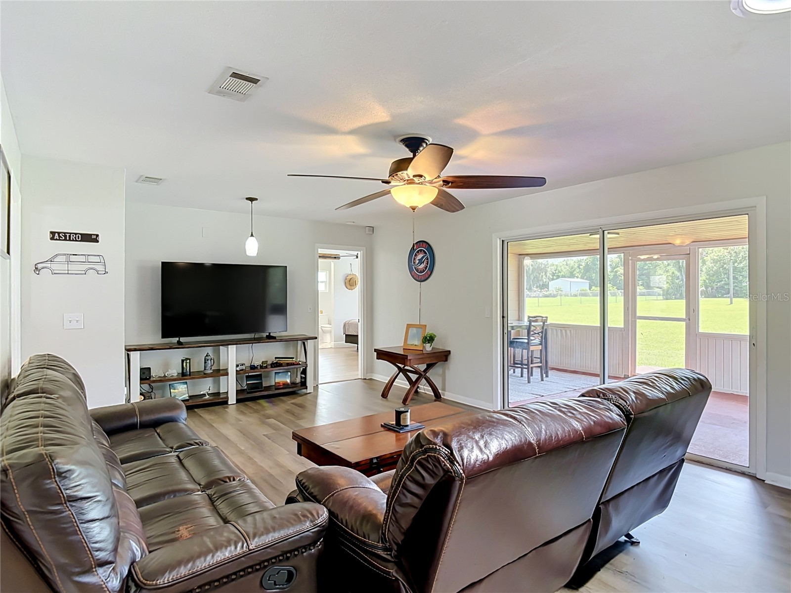 1690 N Clara Avenue Deland FL 32720 V4949835 image4