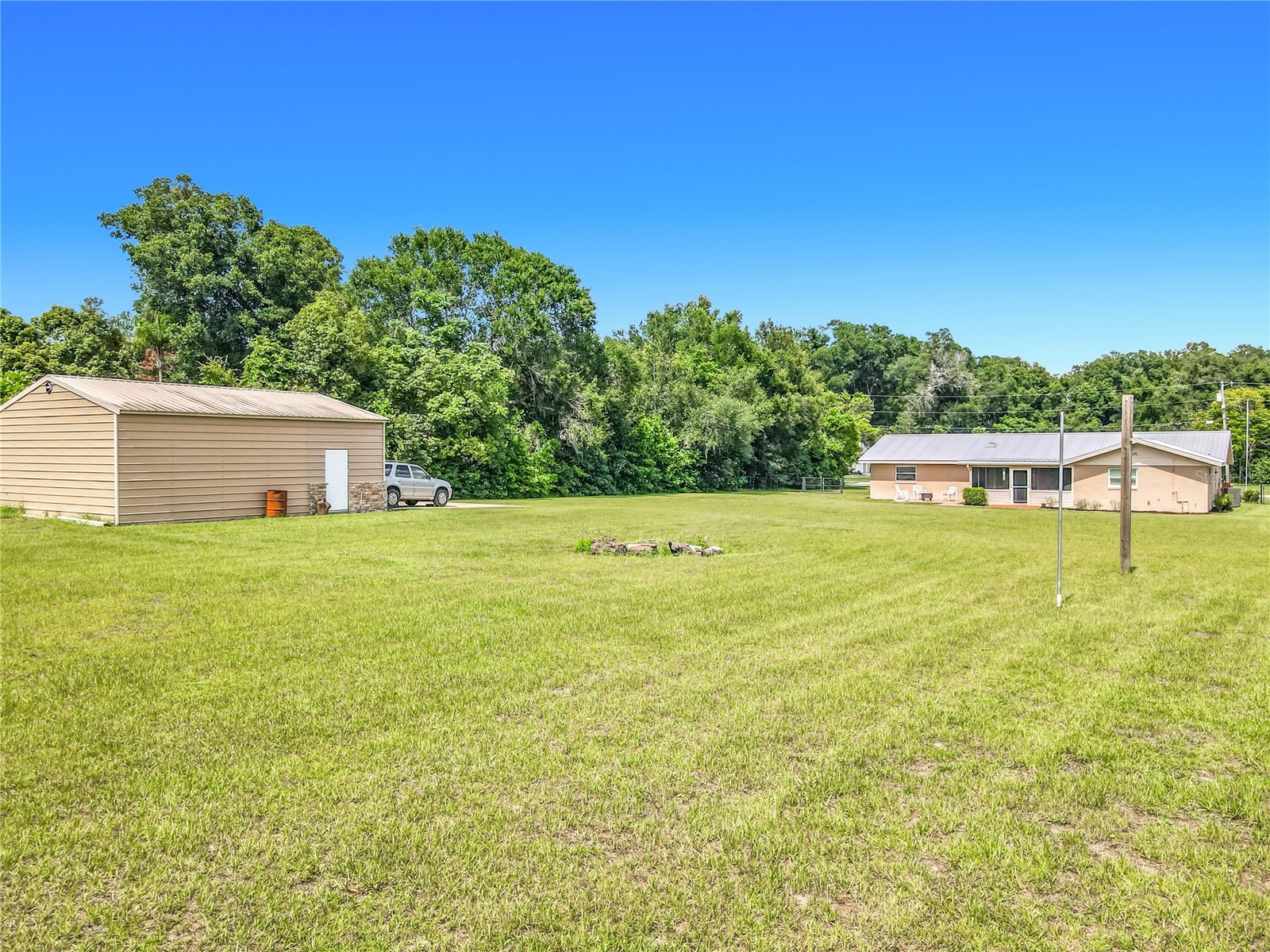 1690 N Clara Avenue Deland FL 32720 V4949835 image40
