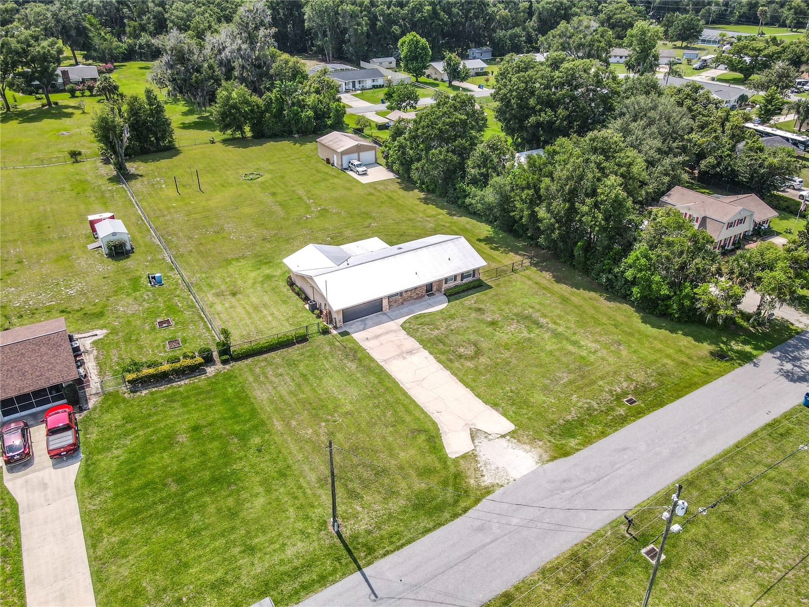 1690 N Clara Avenue Deland FL 32720 V4949835 image48