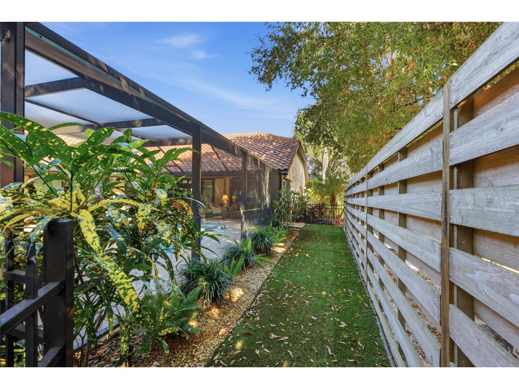 1690 Pine Harrier Circle Sarasota FL 34231 A4671323 image52