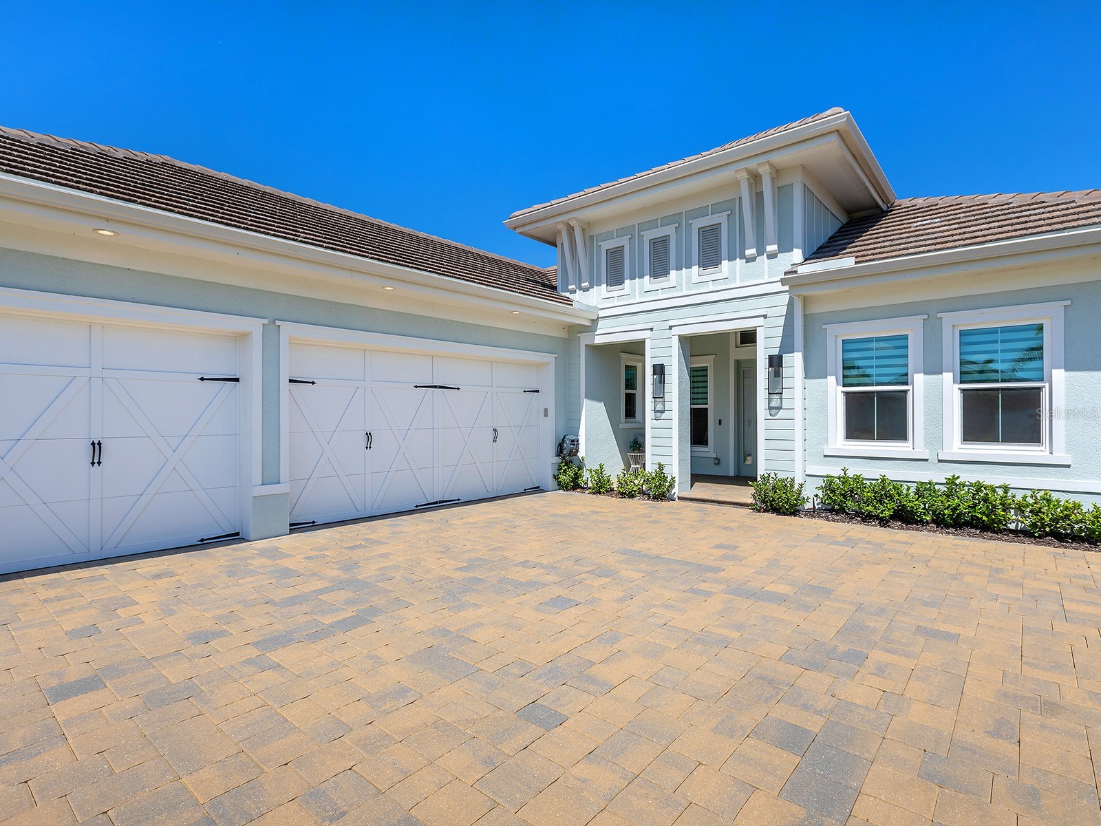 16903 Verona Place Lakewood Ranch FL 34202 A4689005 image2