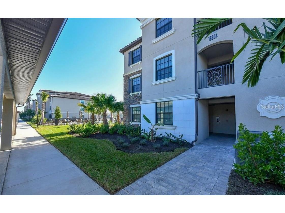 16904 Vardon Terrace #201 Lakewood Ranch FL 34211 A4664372 image1