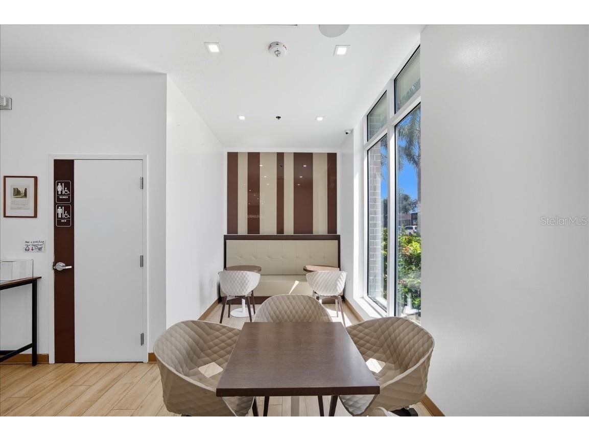 1691 Central Avenue Saint Petersburg FL 33713 A4667502 image16