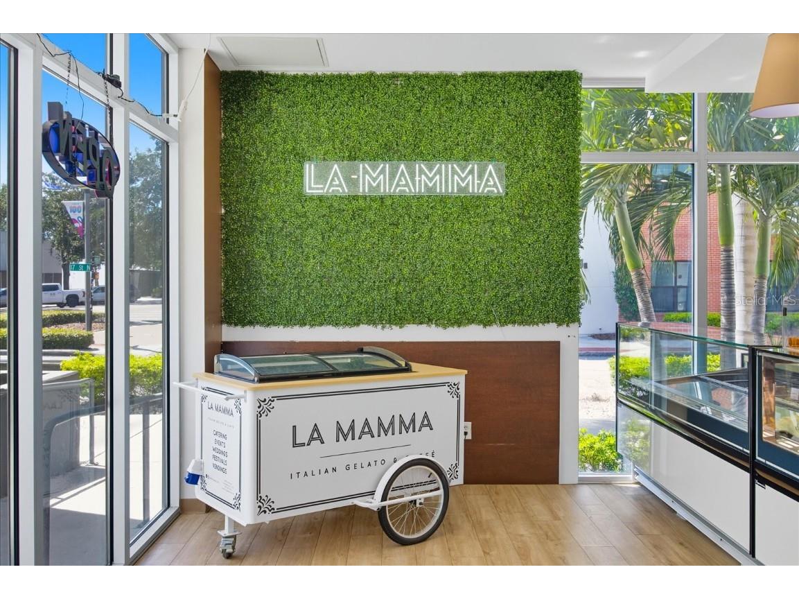 1691 Central Avenue Saint Petersburg FL 33713 A4667502 image3