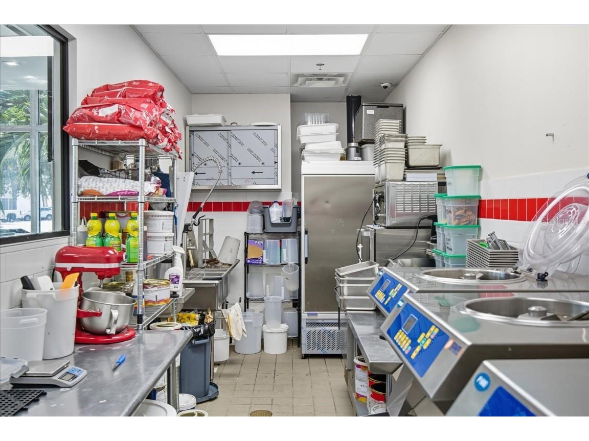 1691 Central Avenue Saint Petersburg FL 33713 A4667502 image32