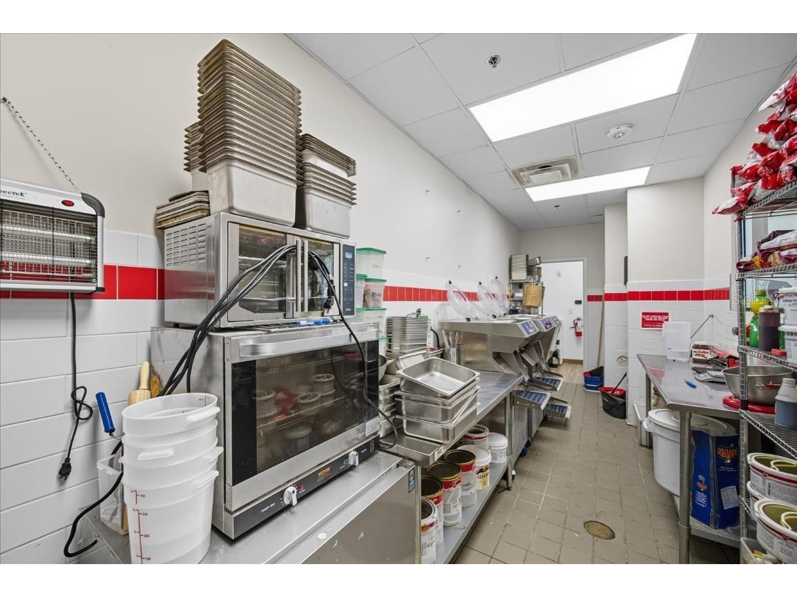 1691 Central Avenue Saint Petersburg FL 33713 A4667502 image35