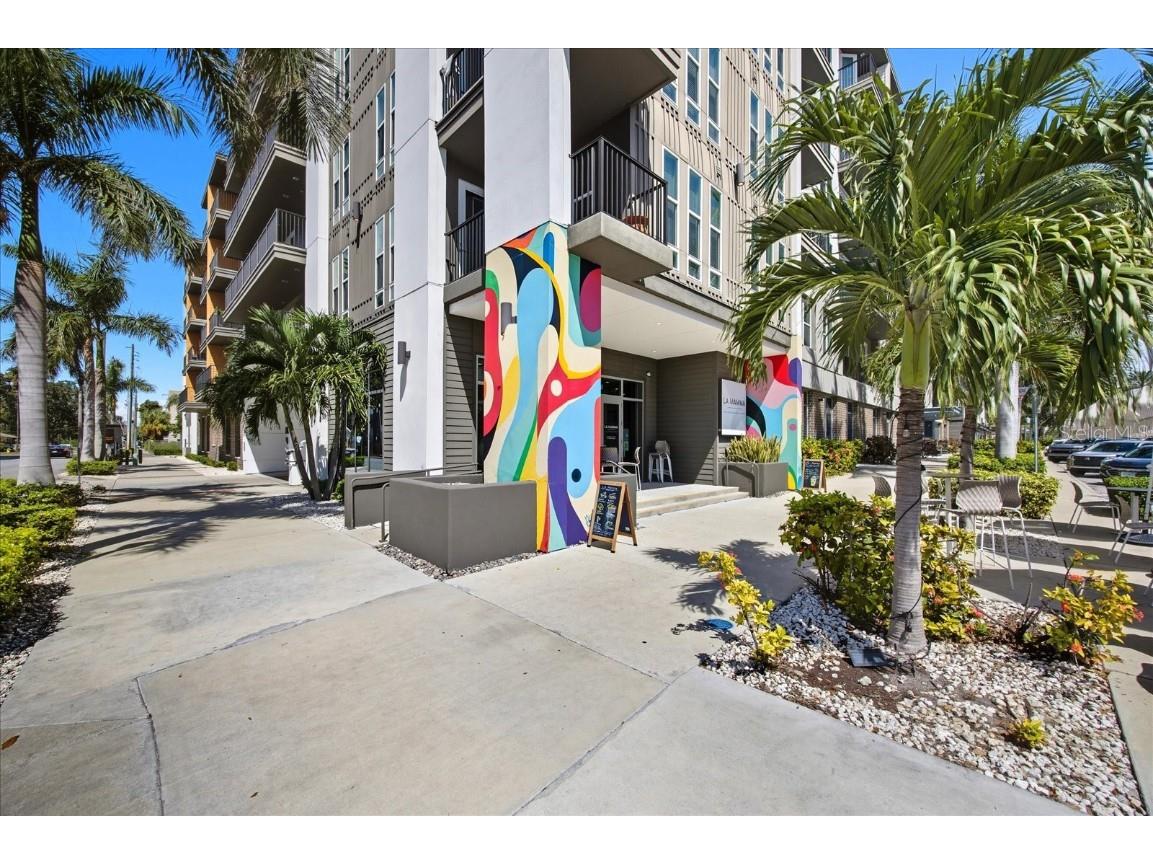 1691 Central Avenue Saint Petersburg FL 33713 A4667502 image50