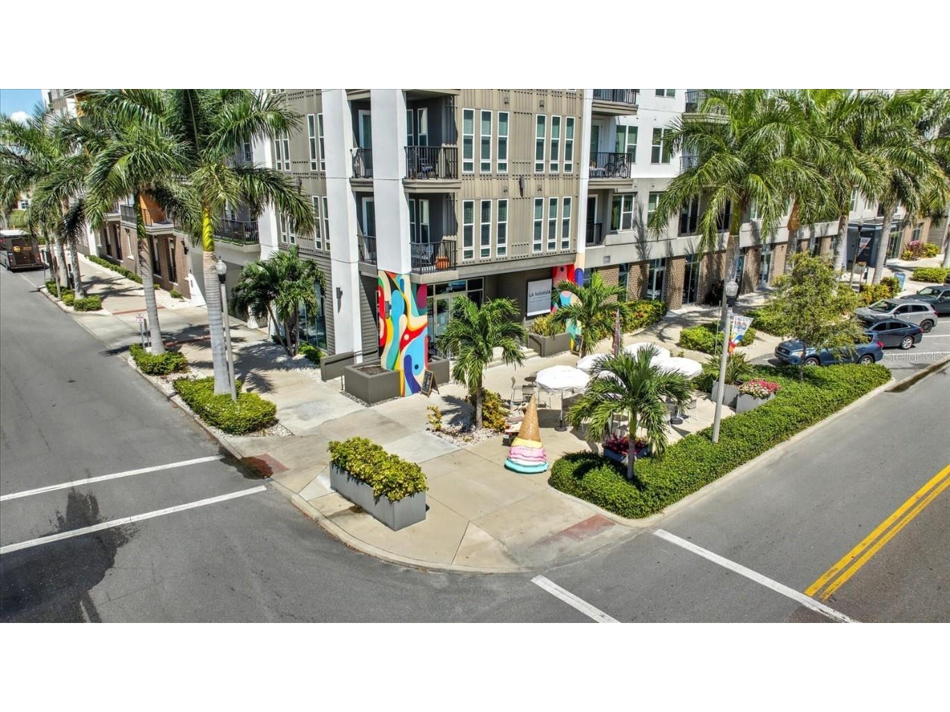 1691 Central Avenue Saint Petersburg FL 33713 A4667502 image51