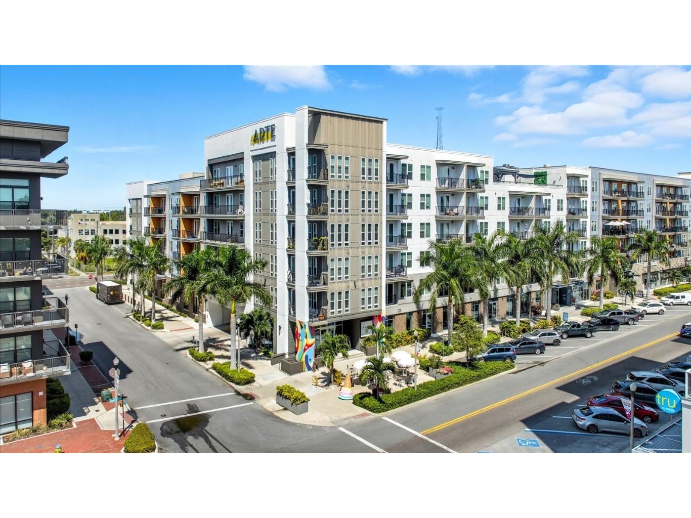 1691 Central Avenue Saint Petersburg FL 33713 A4667502 image54