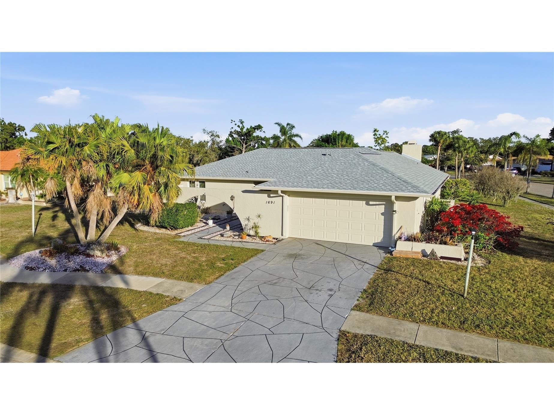 1691 Fleetwood Drive Sarasota FL 34232 A4678015 image1