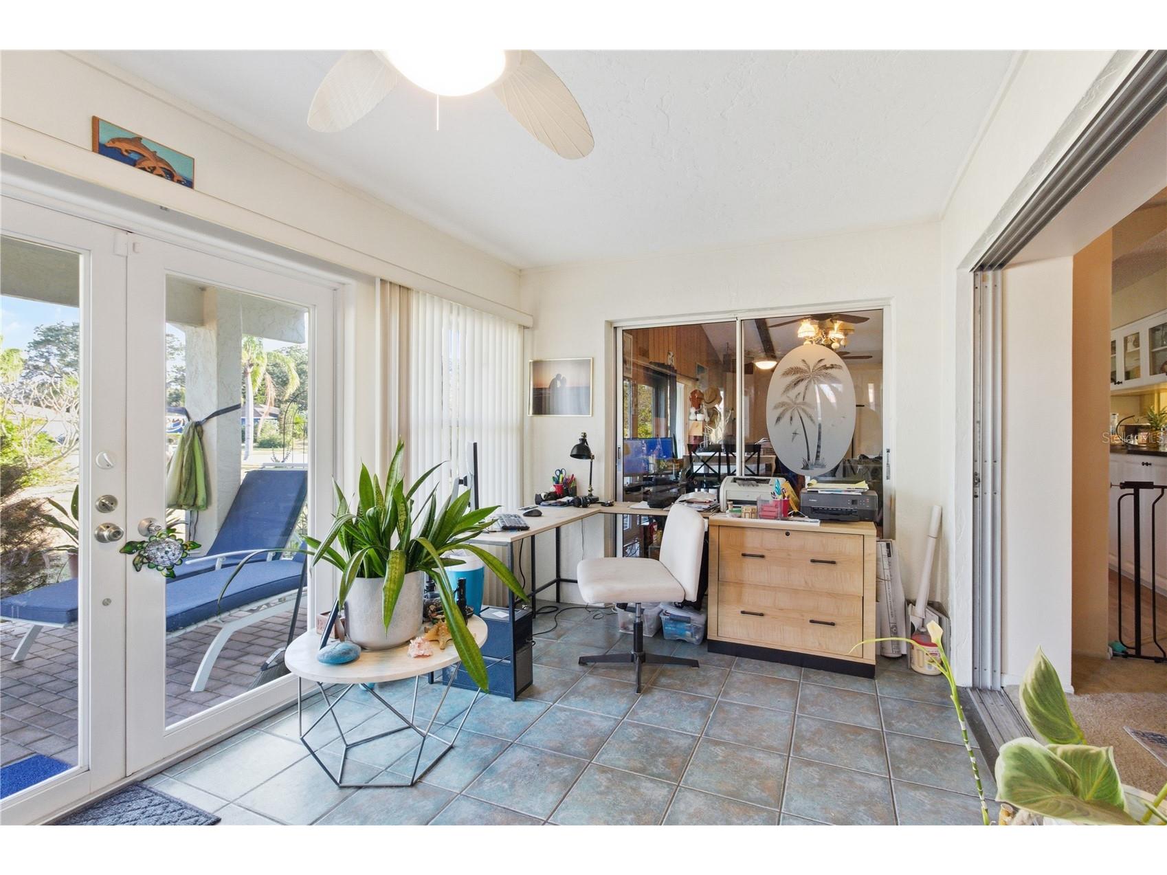 1691 Fleetwood Drive Sarasota FL 34232 A4678015 image17