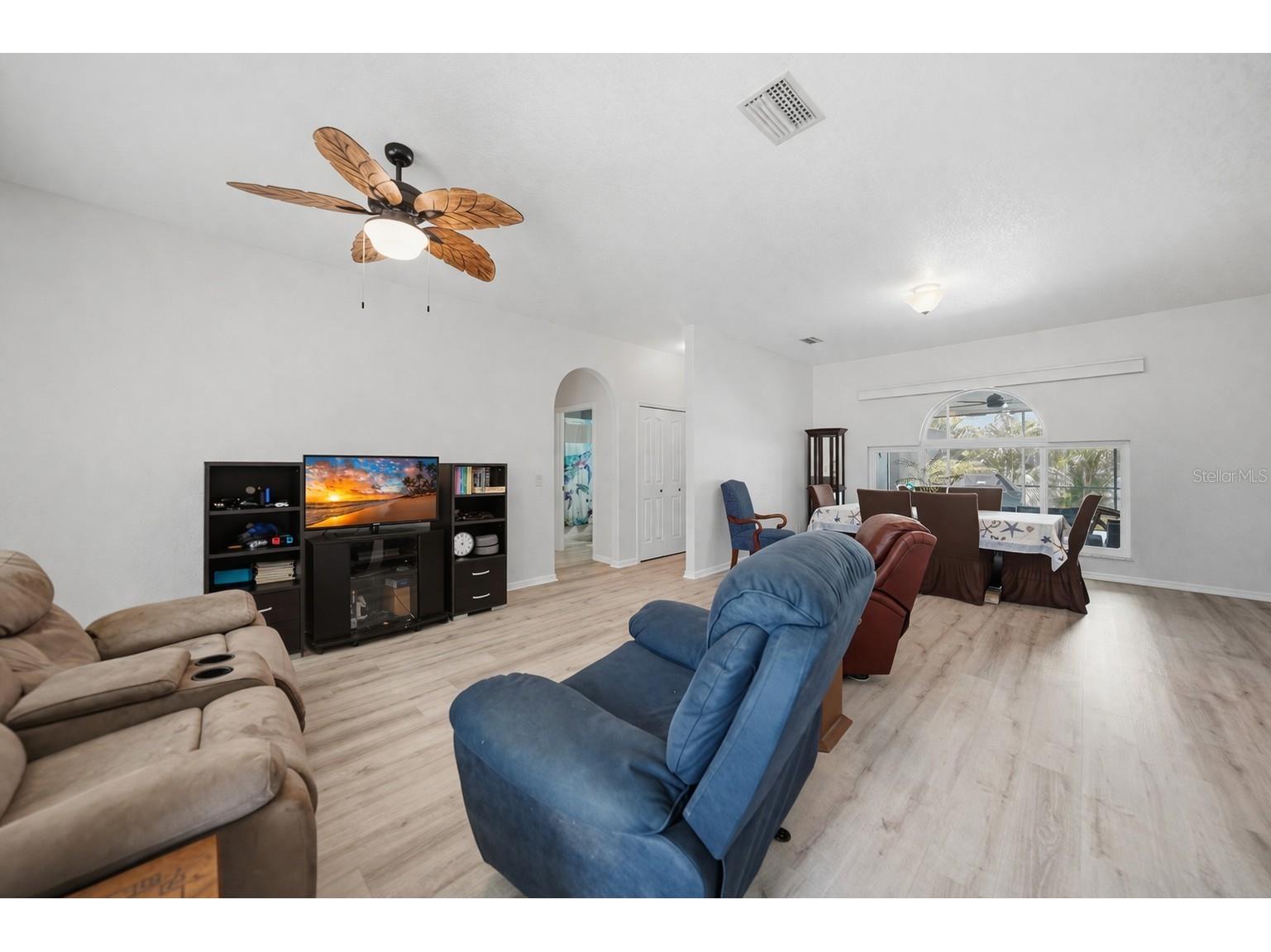 1691 S Chamberlain Boulevard North Port FL 34286 C7524312 image4