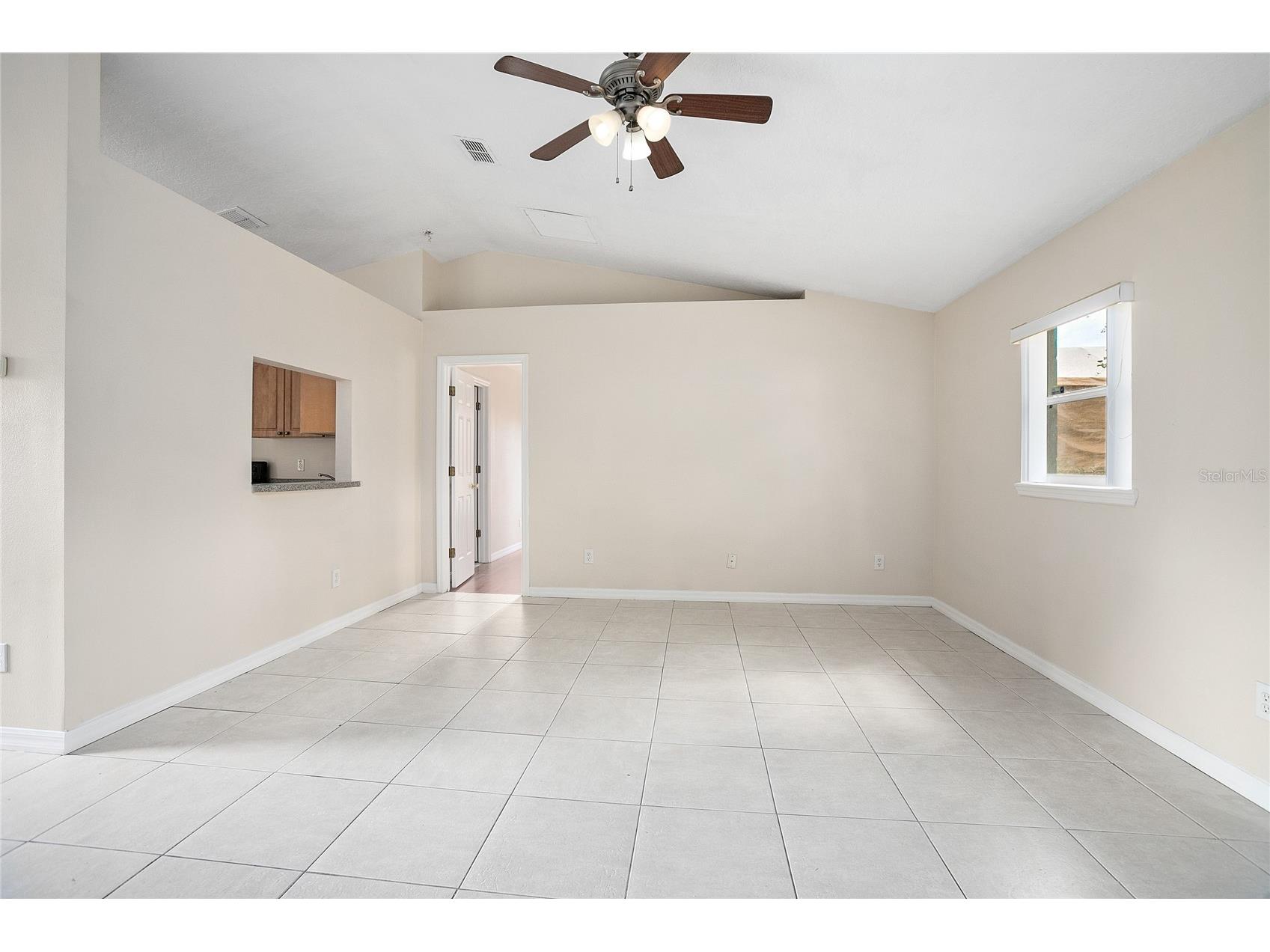 1693 18th Street Orange City FL 32763 V4947660 image8