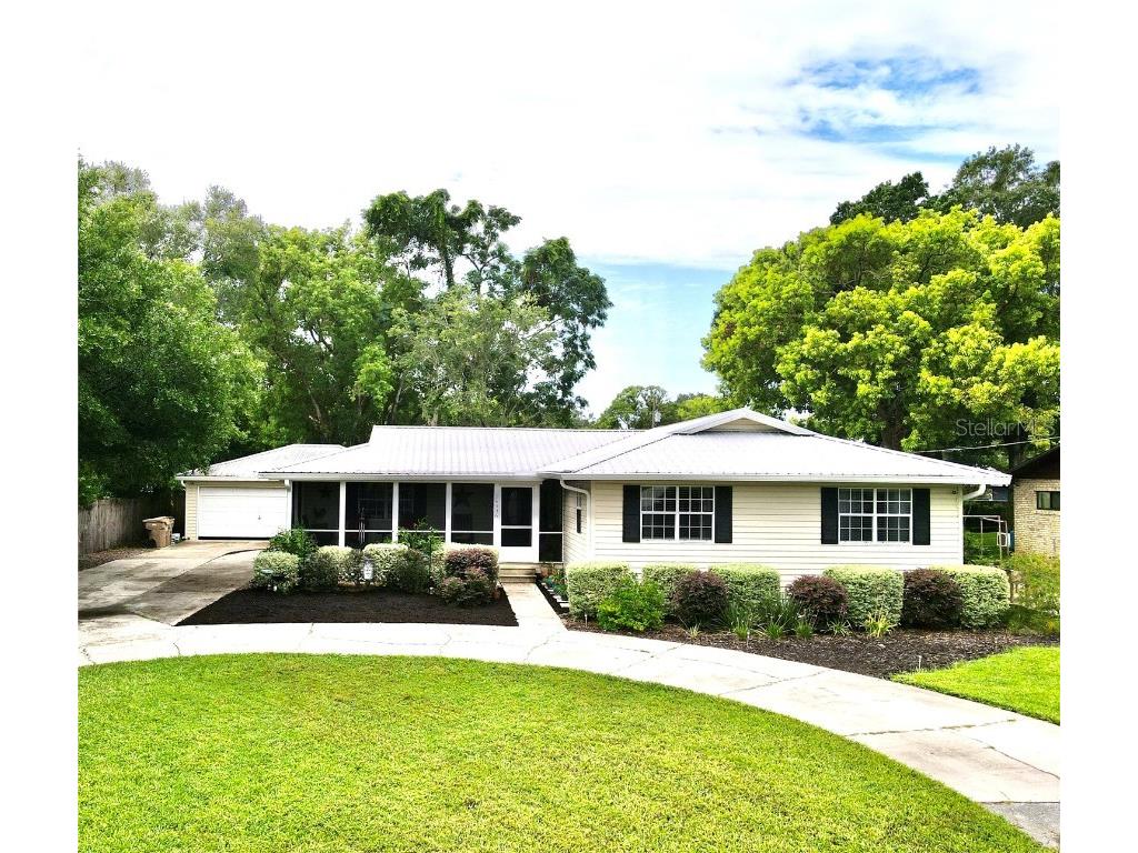 16936 Lakeview Avenue Umatilla FL 32784 G5071655 image1