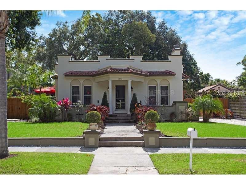 1694 Hawthorne Street Sarasota FL 34239 A4574601 image1