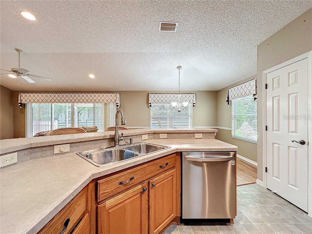 16946 SE 93rd Cuthbert Circle The Villages FL 32162 OM711180 image24